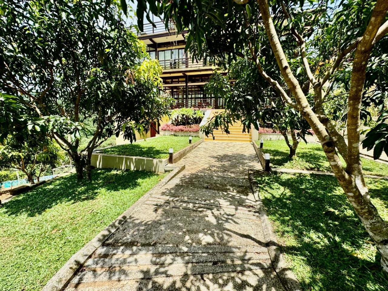 Aqua Dunhinda Villa Kandy Exterior photo